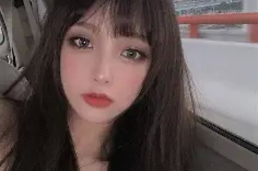 昨天一天小黄油美式全冰去水深烘半杯+牛奶半杯＋椰子水+东方树叶两根香蕉一碗海鲜捞汁1l椰子水一天掉了28斤都去邪修吧