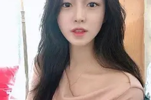 古早网红顶流持续被扒13年！依然稳居小红书第一富婆？