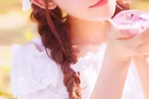 娱乐博主吃瓜少女张小寒被封号如何避免内容风险？